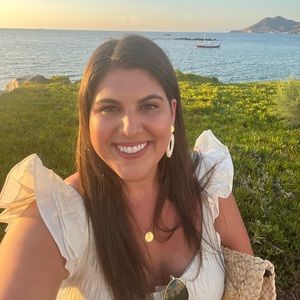 Meet your Posher, Katina